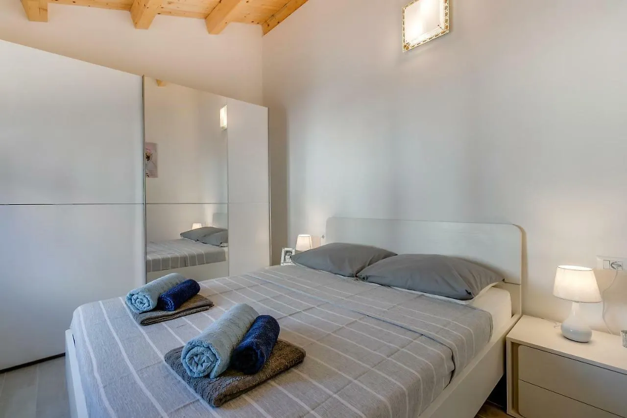 Apartments Relax Lussingrande